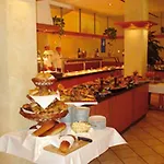 斯腾斯伽藤贝斯特韦斯特普拉斯酒店 4* Gießen