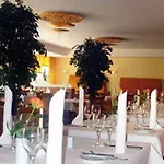斯腾斯伽藤贝斯特韦斯特普拉斯酒店 4*