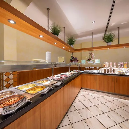 Western Steinsgarten Hotell 4*