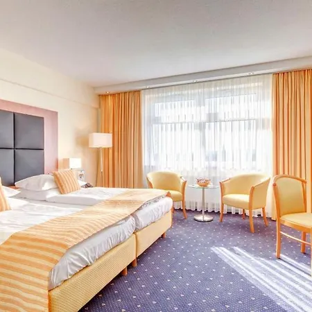 酒店 斯腾斯伽藤贝斯特韦斯特普拉斯酒店 Gießen