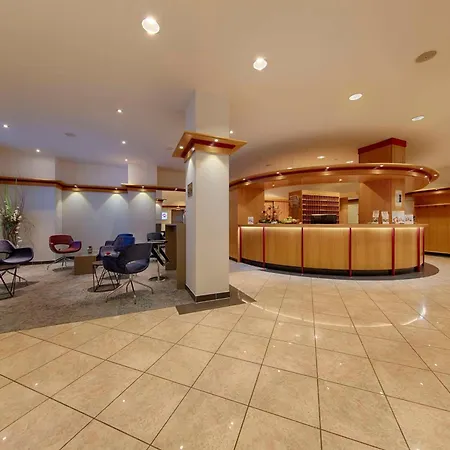 斯腾斯伽藤贝斯特韦斯特普拉斯酒店 酒店 4*