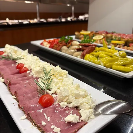 斯腾斯伽藤贝斯特韦斯特普拉斯酒店 4*