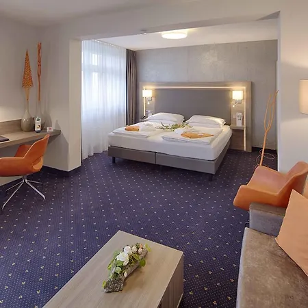 Western Steinsgarten 4*