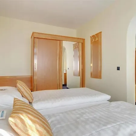 Western Steinsgarten Hotel