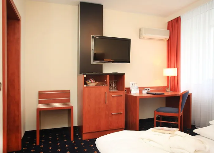 Western Steinsgarten 4*