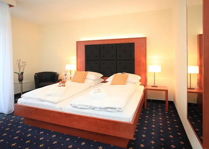 Western Steinsgarten Hotel 4*